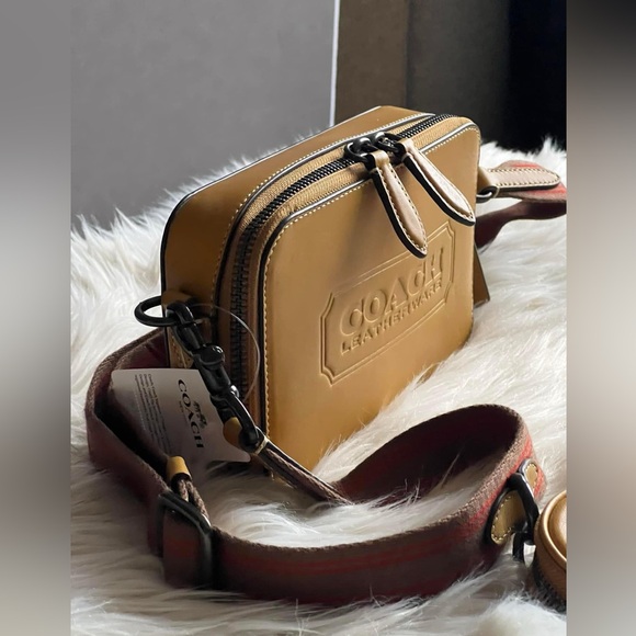 CC117 - Coach Charter Slim Crossbody with Coach Badge - Picture 3 of 13